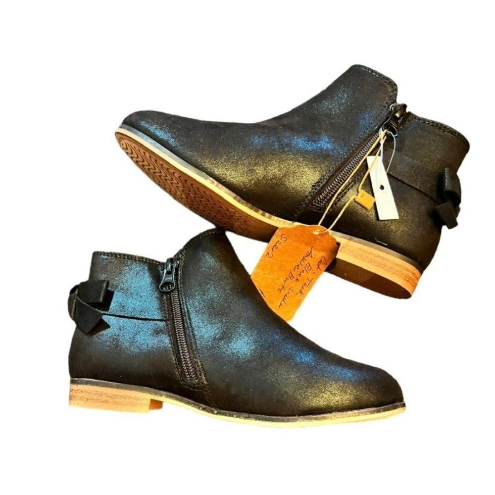 Cat‎ & Jack Black Suede Ankle Boots Child Size 2 NWOT